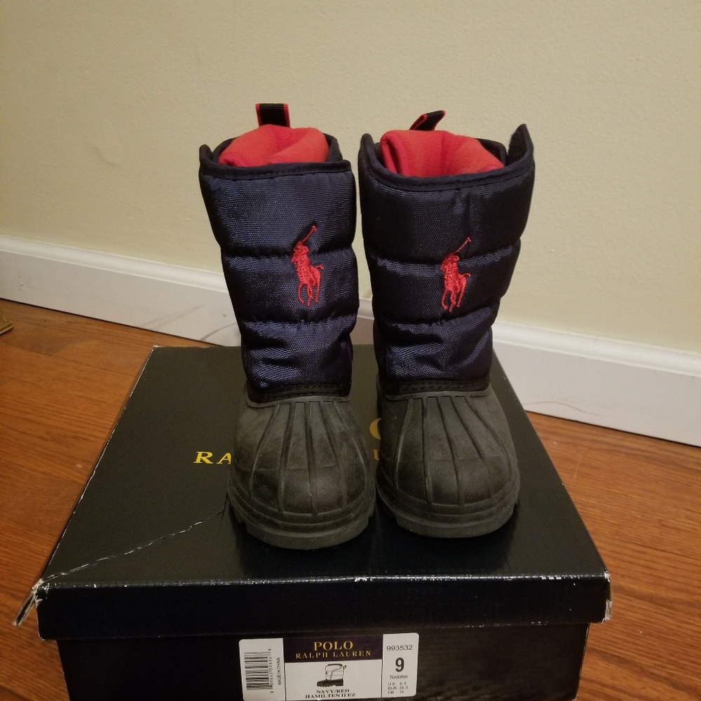 Boys boots